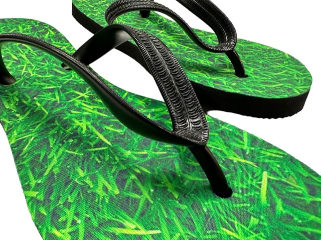 Grass Lawn Flip Flops Funny Turf Novelty Summer Shoes Footwear Thong Sandals