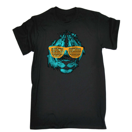 Raving Retro Lion - Mens Funny T-Shirt Tshirts