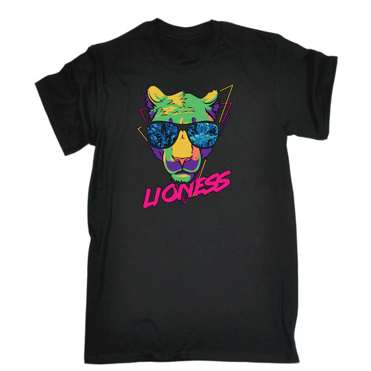 Lioness Retro Lion - Mens Funny T-Shirt Tshirts