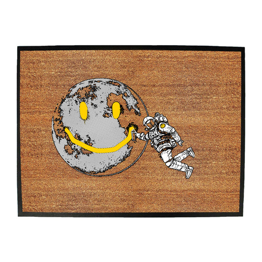 Austraunaught Smile Spray Paint Moon - Funny Novelty Doormat